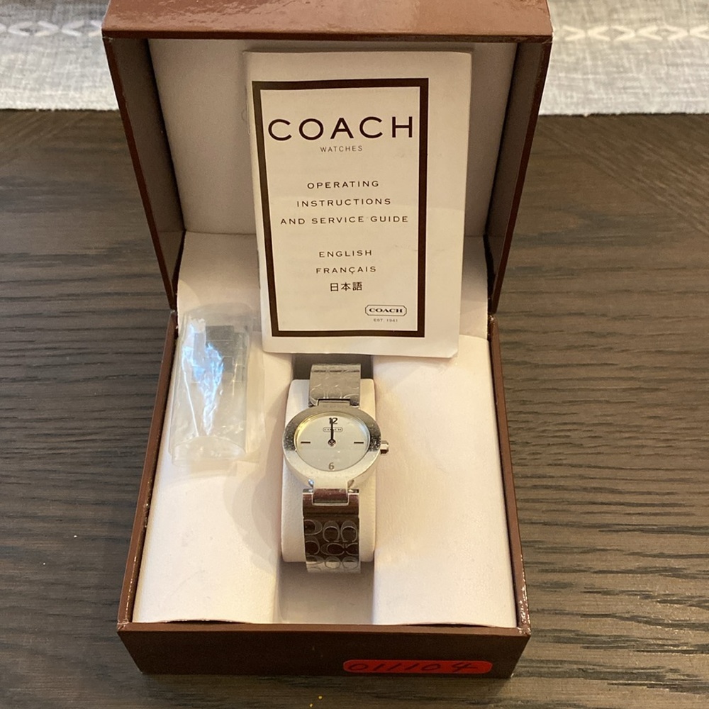 Coach Authentic Watch! - Picture 5 of 8